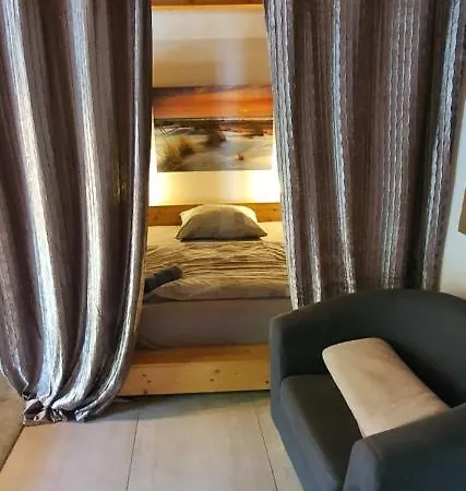 An Der Elsterbruecke Πανδοχείο